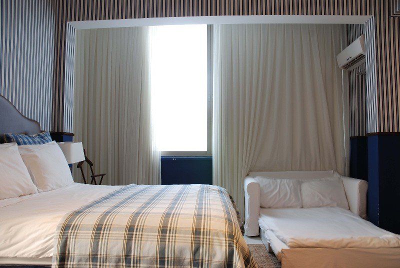 Dream Beach 98 Hotel And Spa Tel Aviv Exterior photo