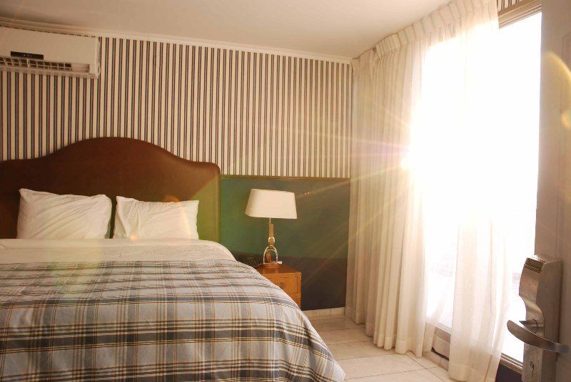 Dream Beach 98 Hotel And Spa Tel Aviv Exterior photo